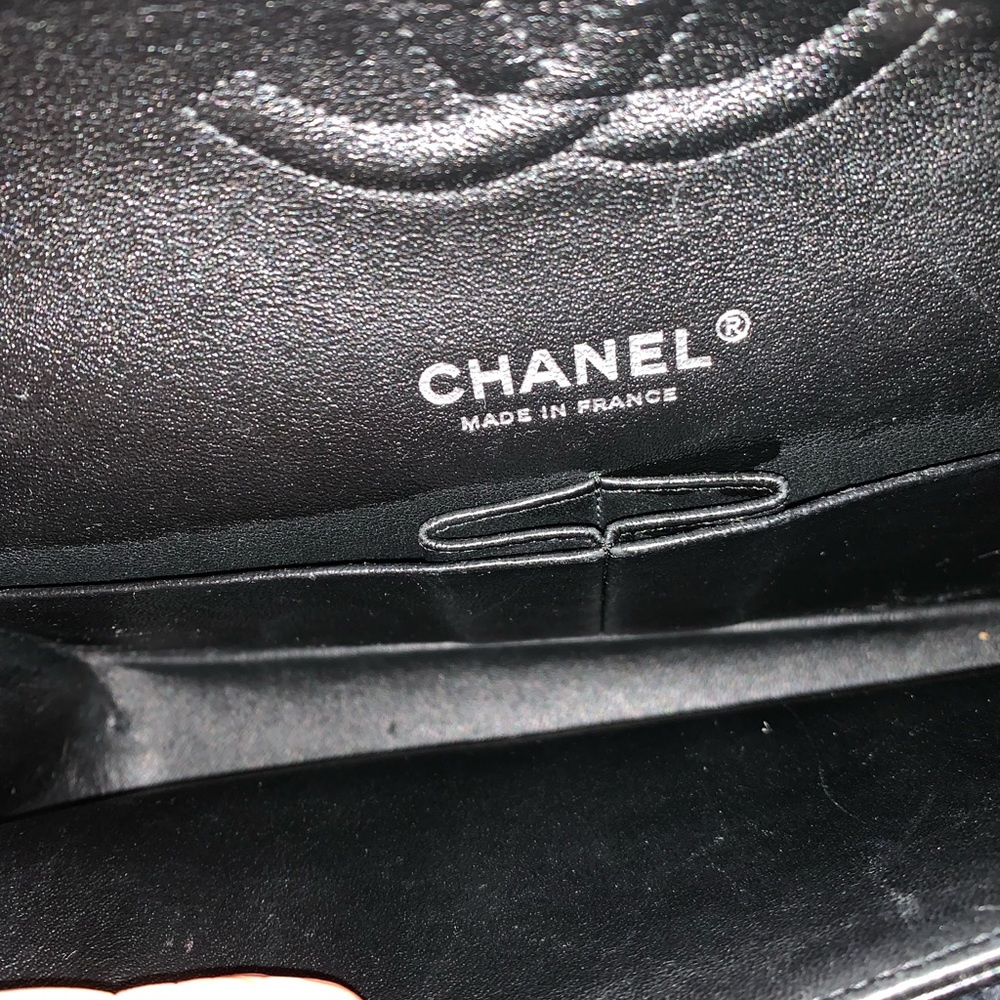 Chanel classic chevron So Black medium flap bag - Picture 12 of 15